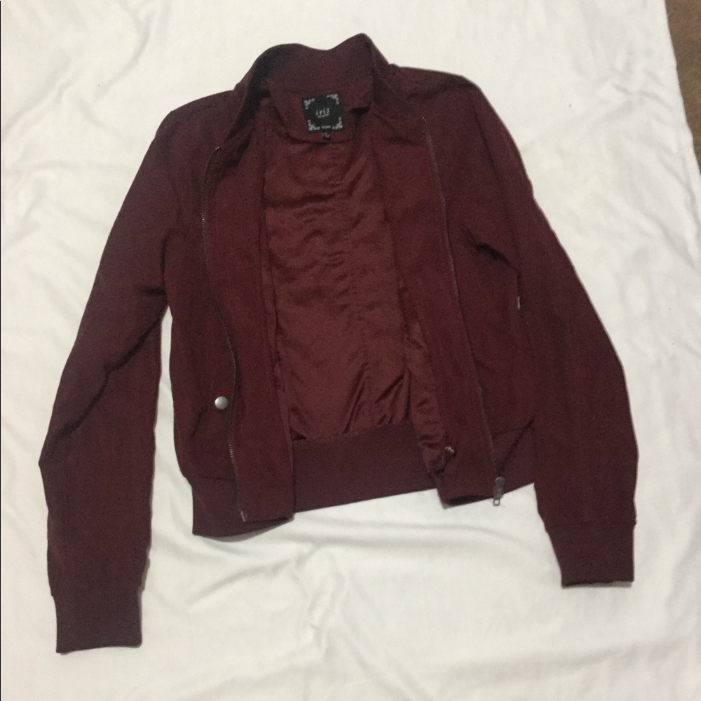 Red zip up jacket - Picture 3 of 5